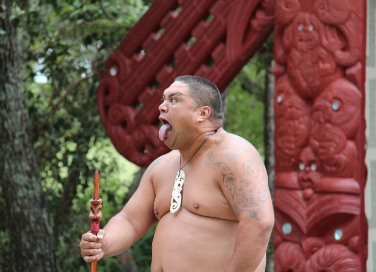 maori, man, grimace